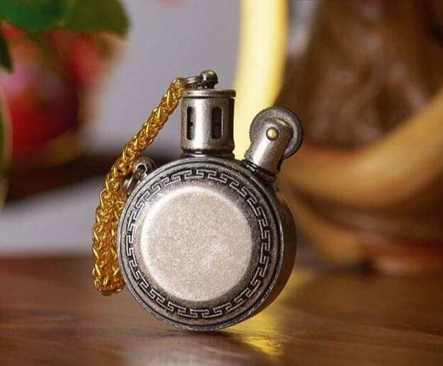 Vintage Lighter Pocket